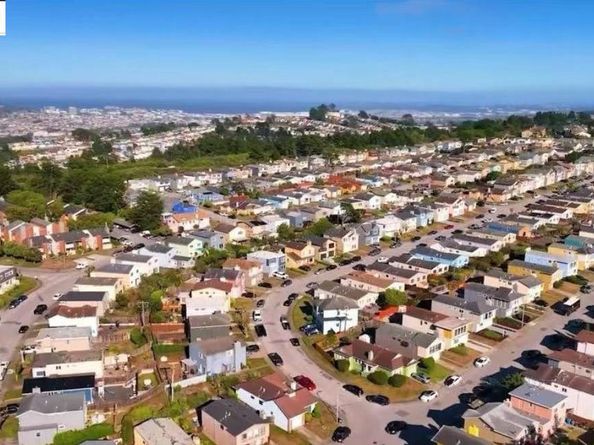 391 Imperial Dr, Pacifica CA 94044