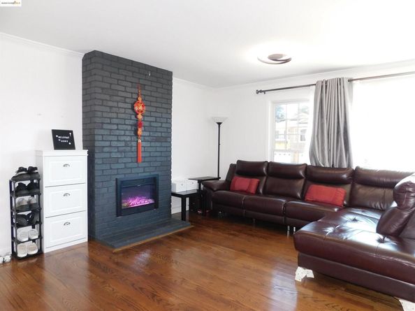 391 Imperial Dr, Pacifica CA 94044