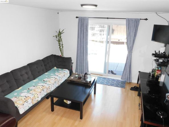 391 Imperial Dr, Pacifica CA 94044