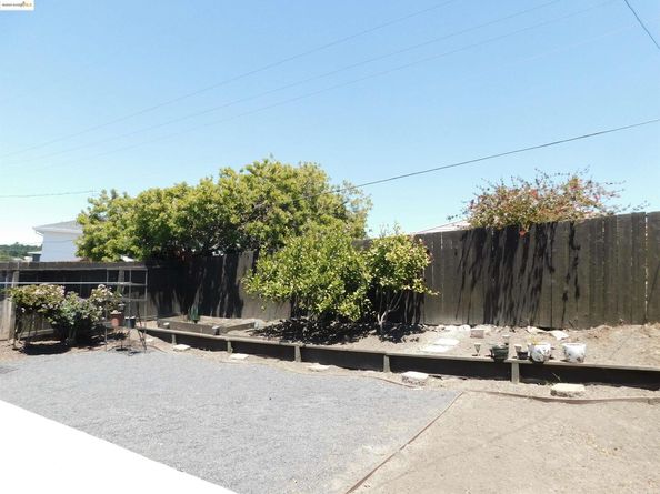 391 Imperial Dr, Pacifica CA 94044