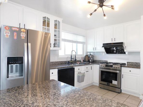 391 Imperial Dr, Pacifica CA 94044