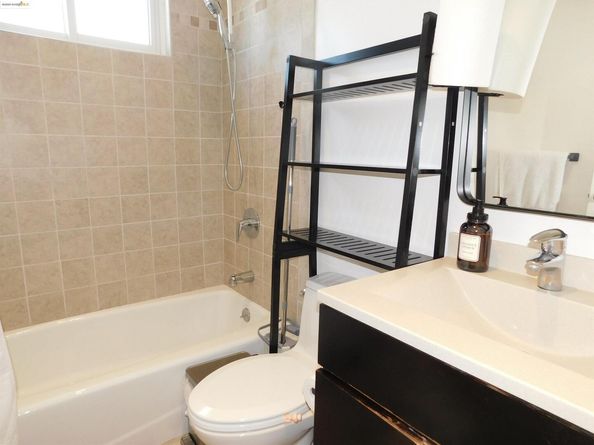 391 Imperial Dr, Pacifica CA 94044