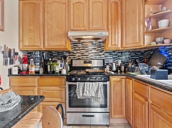 1523 Lincoln Ave, Alameda CA 94501