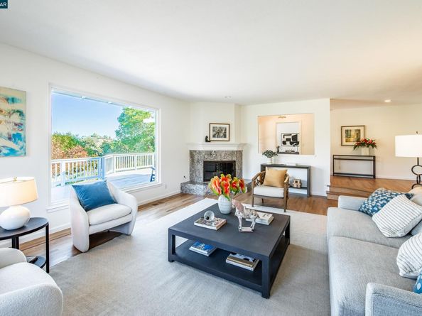 1600 Shangri La Ct., Lafayette CA 94549