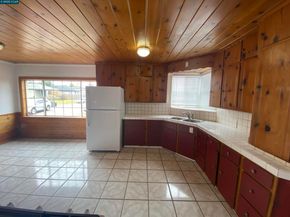 2221 80Th Ave, Oakland CA 94605