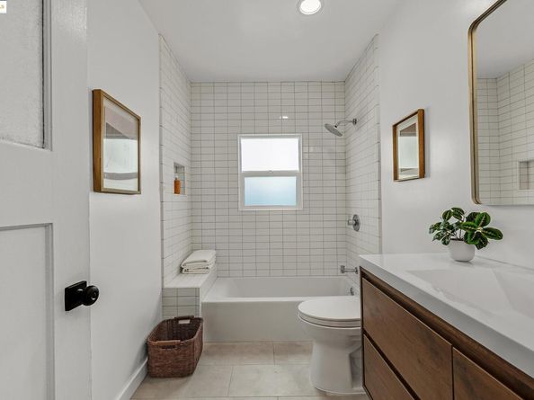 1515 Derby St, Berkeley CA 94703