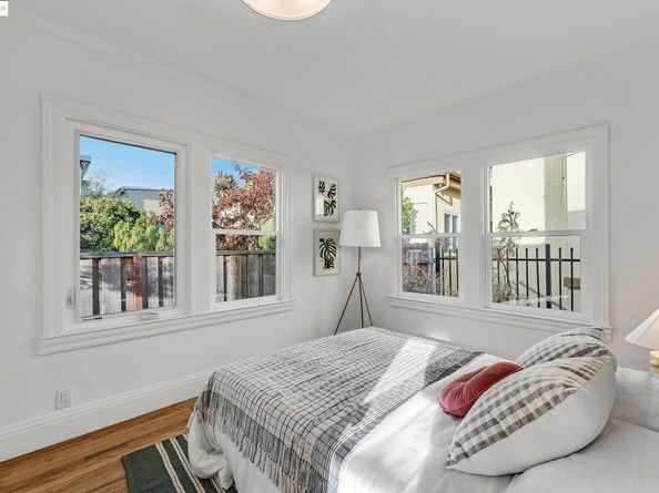 1515 Derby St, Berkeley CA 94703