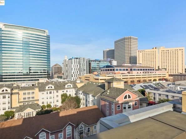 585 9th 422, Oakland CA 94607