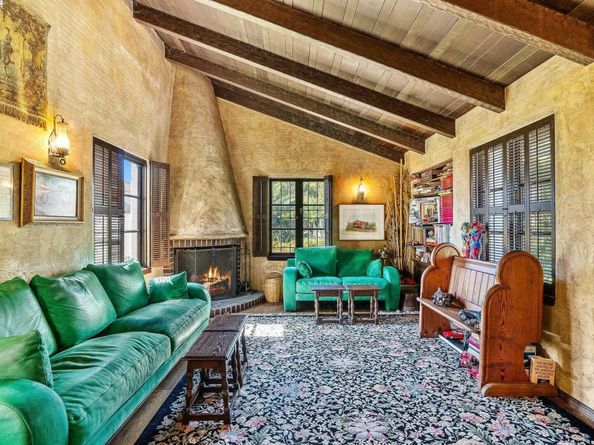 921 Warren Street, Hayward CA 94541