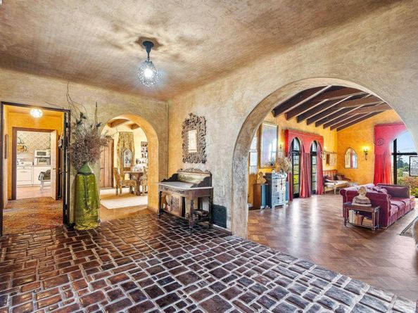 921 Warren Street, Hayward CA 94541