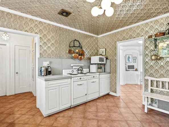 921 Warren Street, Hayward CA 94541