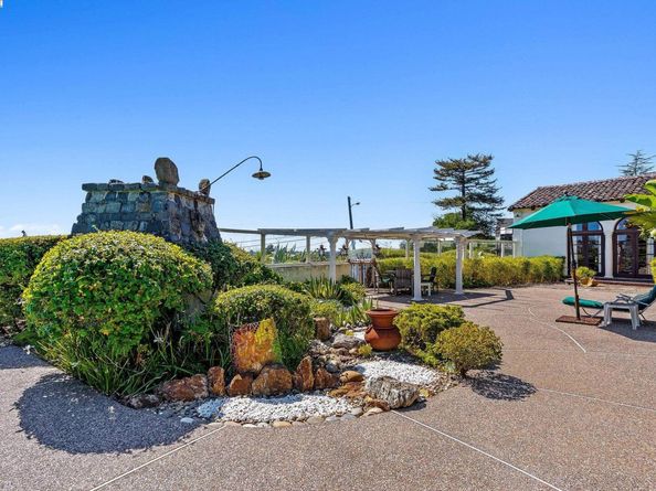 921 Warren Street, Hayward CA 94541