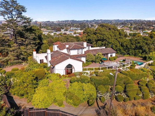 921 Warren Street, Hayward CA 94541