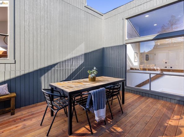 568 Vistamont Ave, Berkeley CA 94708