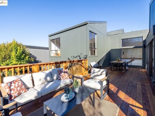 568 Vistamont Ave, Berkeley CA 94708