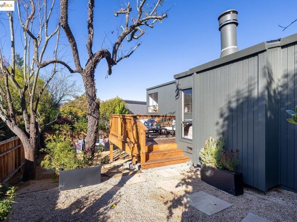 568 Vistamont Ave, Berkeley CA 94708