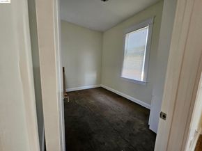 2825 Market St, Oakland CA 94608