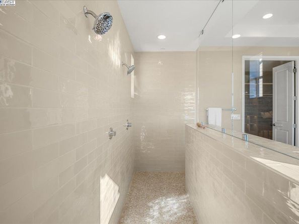 32613 Singh Circle, Union City CA 94587