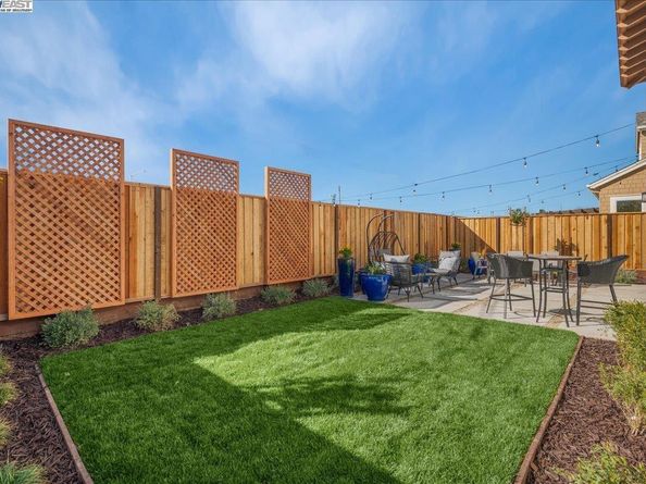 32613 Singh Circle, Union City CA 94587