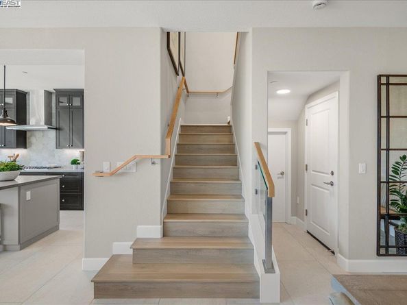 32613 Singh Circle, Union City CA 94587