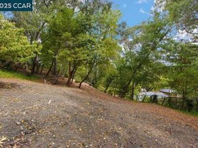 36 Vallecito Lane, Orinda CA 94563