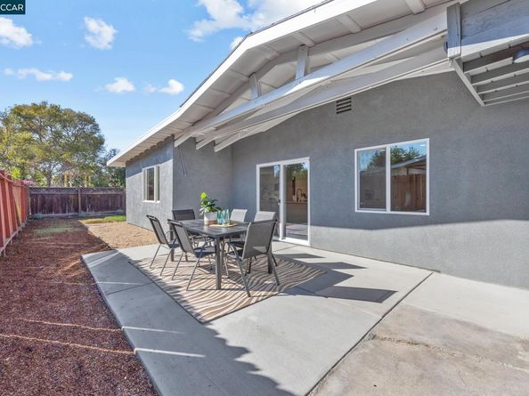 2697 Mayfair, Concord CA 94520