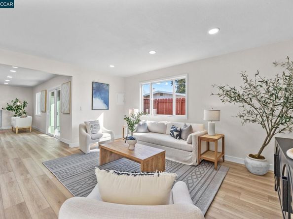 2697 Mayfair, Concord CA 94520