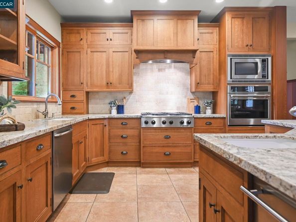 261 Castle Hill Ranch Rd, Walnut Creek CA 94595