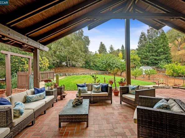 261 Castle Hill Ranch Rd, Walnut Creek CA 94595