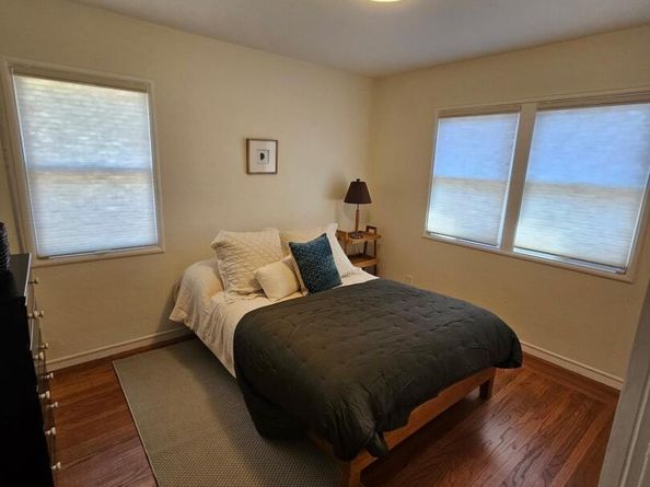 10600 Sheldon St, Oakland CA 94605