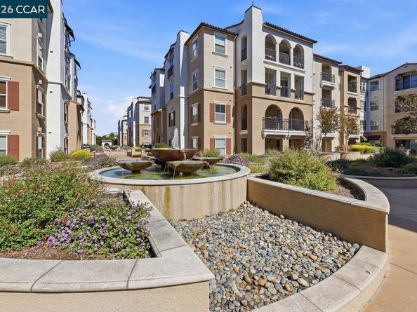 3290 Maguire Way 404, Dublin CA 94568