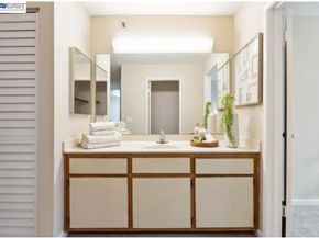 680 Dartmore Lane 260, Hayward CA 94544