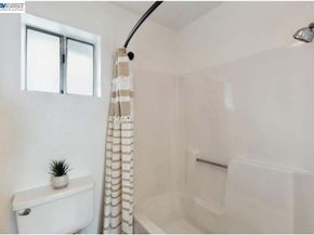 680 Dartmore Lane 260, Hayward CA 94544
