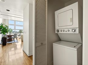 311 Oak St 520, Oakland CA 94607