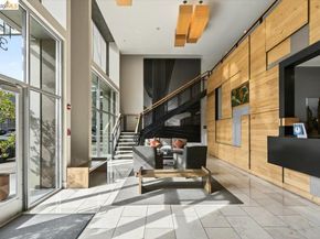 311 Oak St 520, Oakland CA 94607