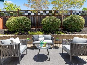 218 Abigail Cir, Danville CA 94506