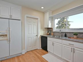 2732 Garden St, Oakland CA 94601