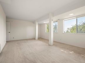 7279 Snake Rd, Oakland CA 94611