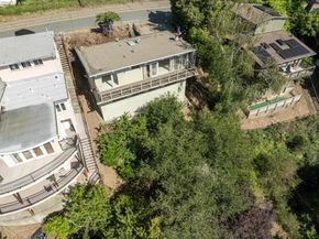 7279 Snake Rd, Oakland CA 94611