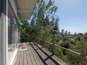 7279 Snake Rd, Oakland CA 94611