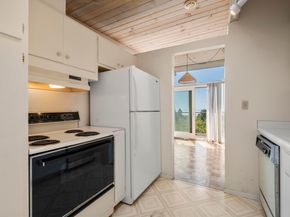 7279 Snake Rd, Oakland CA 94611