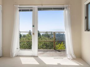 7279 Snake Rd, Oakland CA 94611