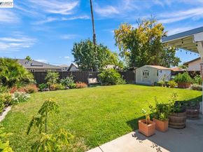 527 Lorren Way, Livermore CA 94550