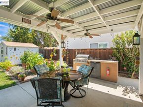 527 Lorren Way, Livermore CA 94550