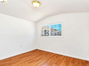 2921 Eastman Ave, Oakland CA 94619