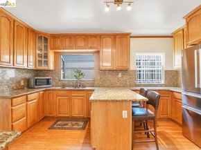2921 Eastman Ave, Oakland CA 94619