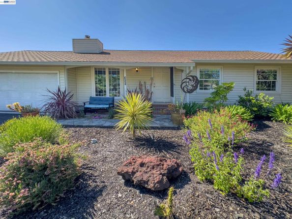 350 Strand Ave, Pleasant Hill CA 94523