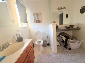 7401 -7411 Hillside St, Oakland CA 94605