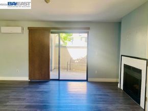 2500 Copa Del Oro Dr, Union City CA 94587
