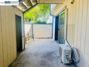 2500 Copa Del Oro Dr, Union City CA 94587